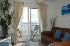 Chwerthin Y Mor Beach House